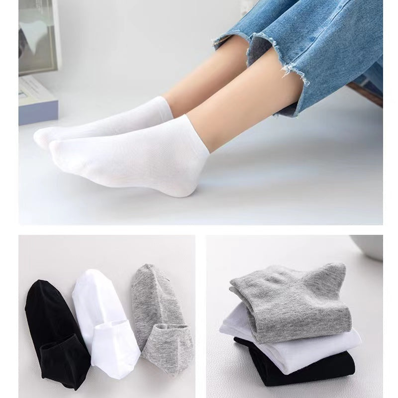 Sweat-absorbent and deodorant cotton socks for men and women